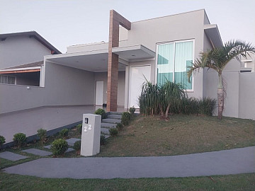 Casa em Condomínio - Venda - Vale das Oliveiras - Limeira - SP